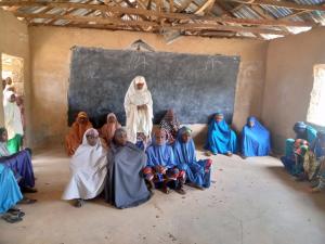 SPARC researchers interview women from Hayin Ade Image by Maryam Yusuf Bayero / FUDECO